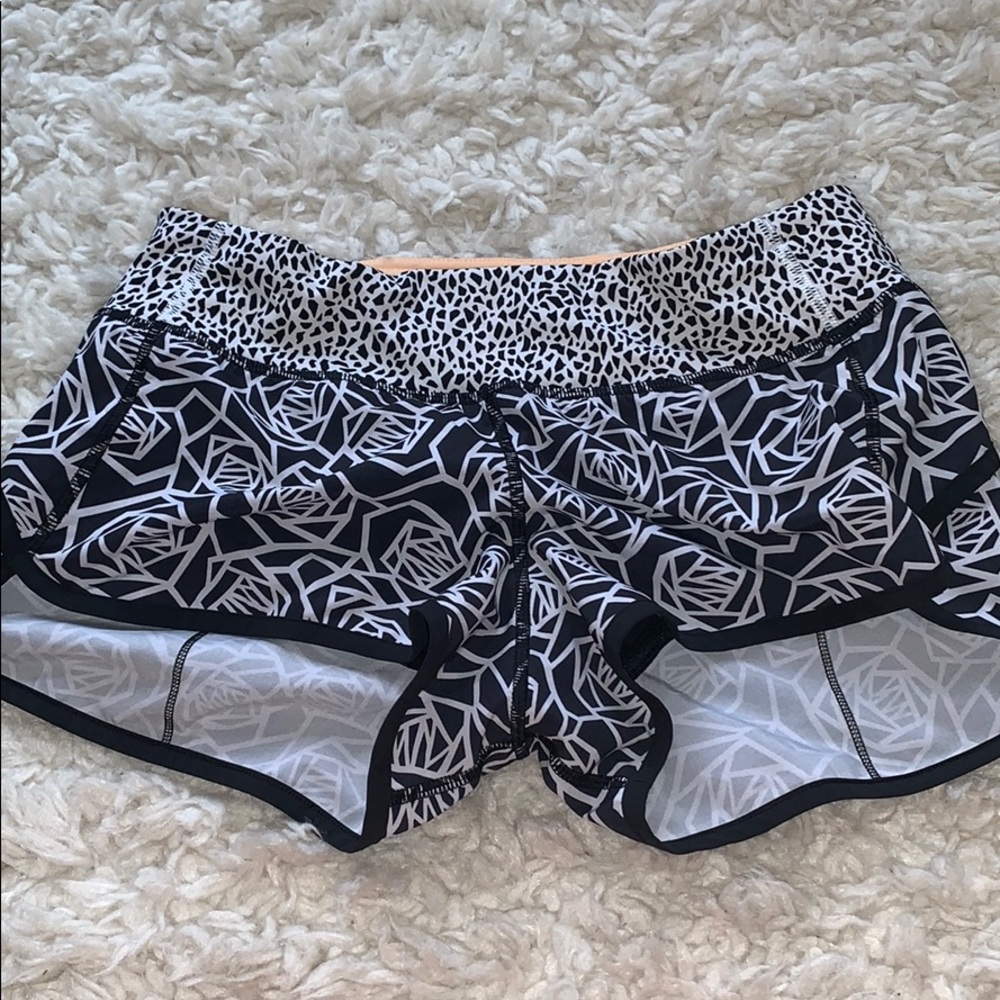Lulu lemon running shorts